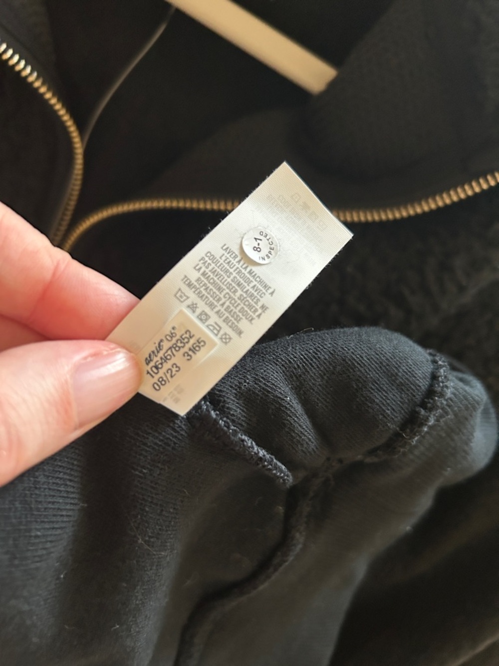 *closet clean out* aerie Black Sherpa-Lined Pullover size L - Picture 5 of 5